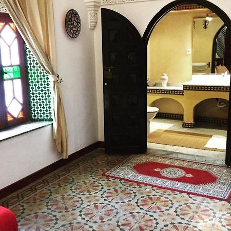 Riad A La Belle Etoile Salé Exterior foto