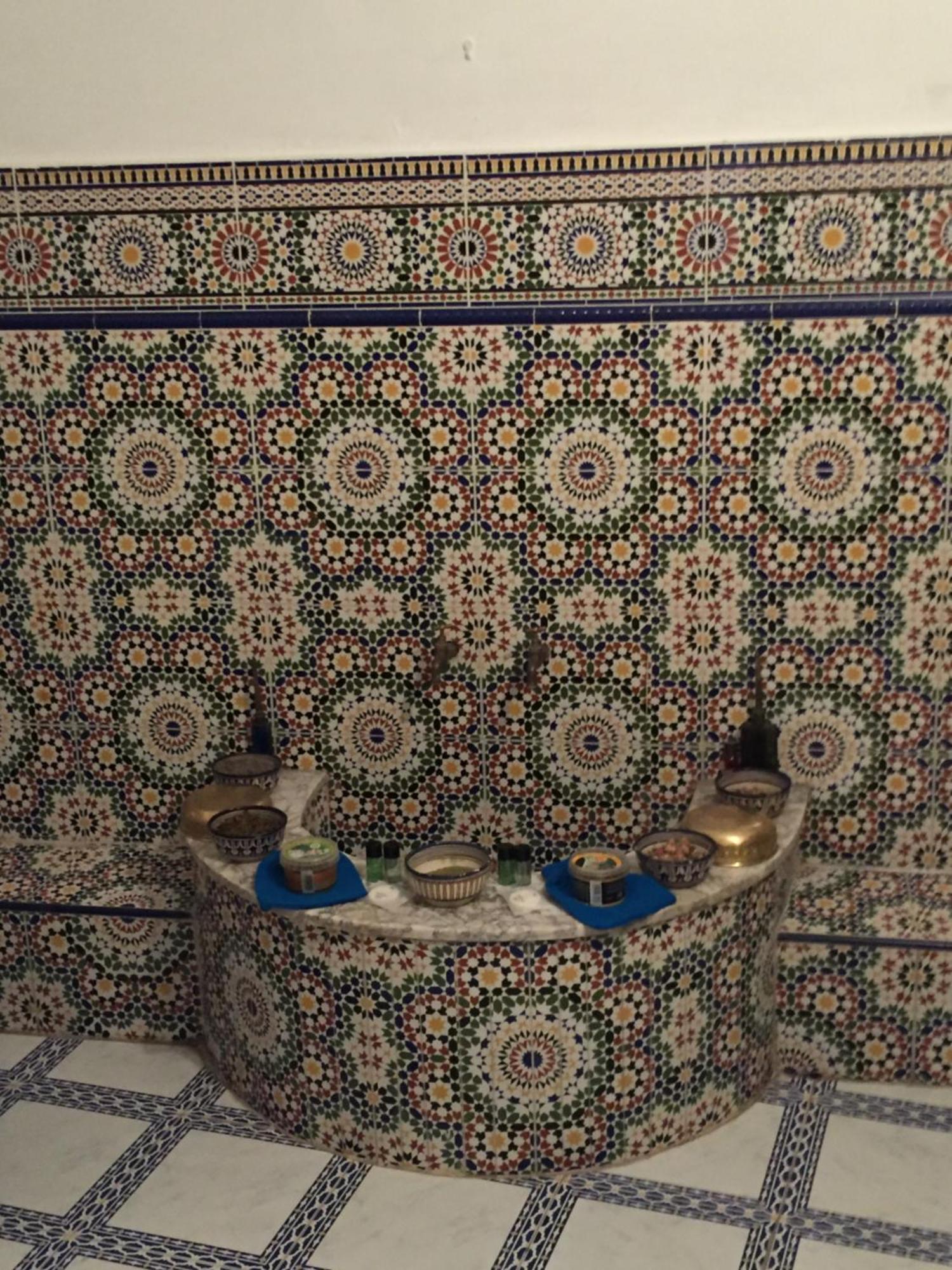 Riad A La Belle Etoile Salé Exterior foto